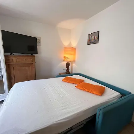 Agreable T2 Avec Piscine & Parking, Pres - Fr-1-226a-197 Apartamento